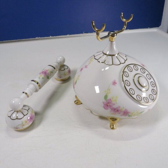 HEIRLOOM PORCELAIN TELEPHONE "HELLO DAUGHTER” Message Of Love - Music Box - Picture 6 of 16